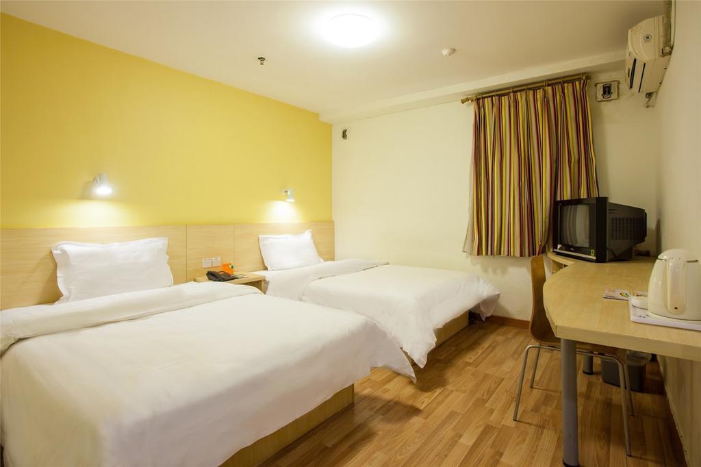 7Days Inn Zhu Hai Gong Bei Tunnel Portal Джухай Екстериор снимка