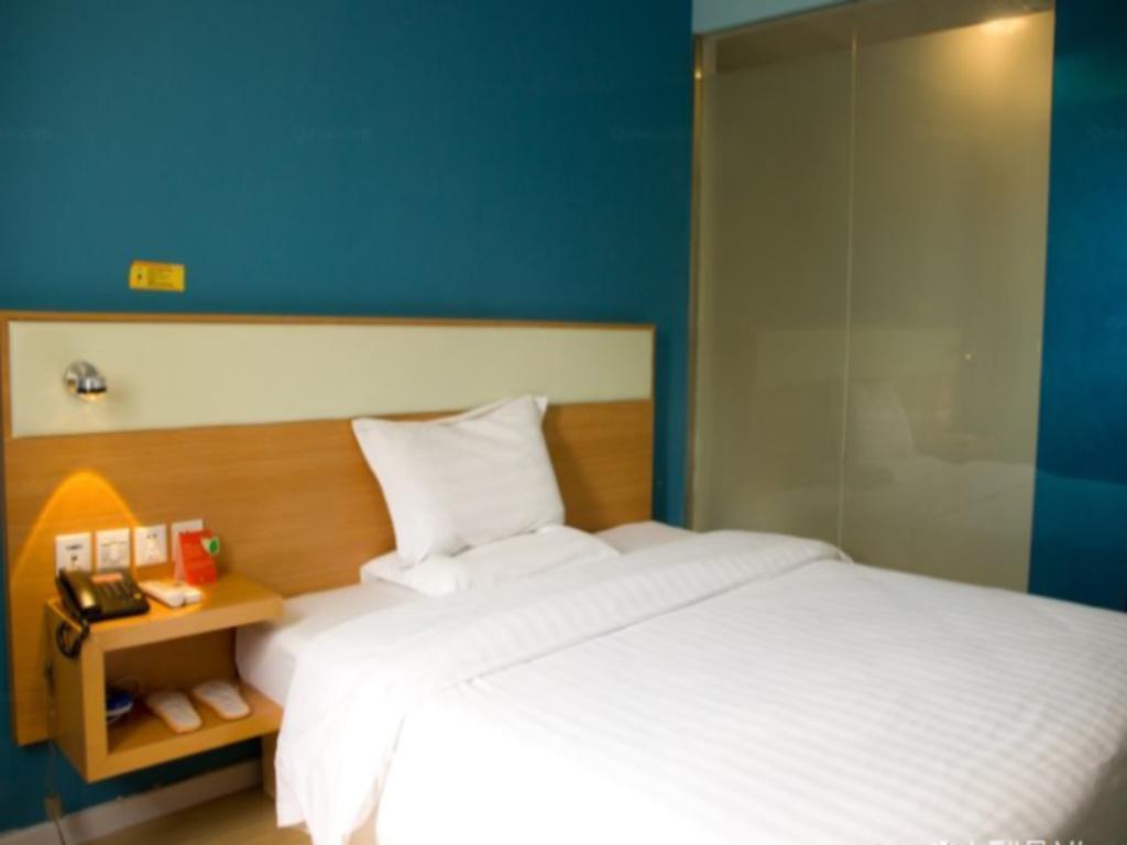 7Days Inn Zhu Hai Gong Bei Tunnel Portal Джухай Екстериор снимка